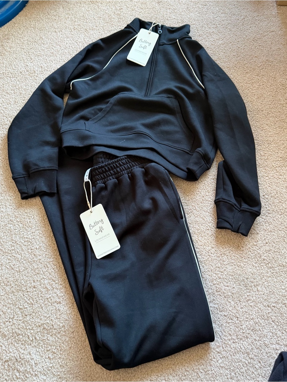 Love tree buttery soft Black Pullover Half-Zip Sweater & Jogger Set